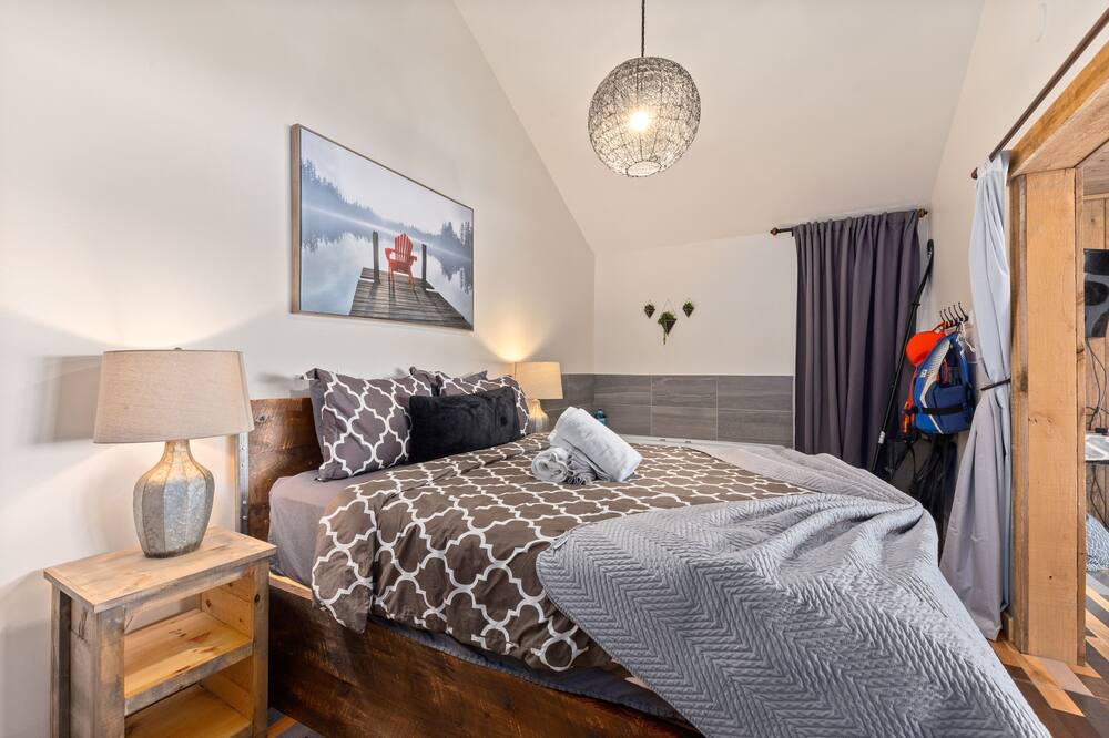 Photo of Bedroom in Sainte-Lucie-des-Laurentides