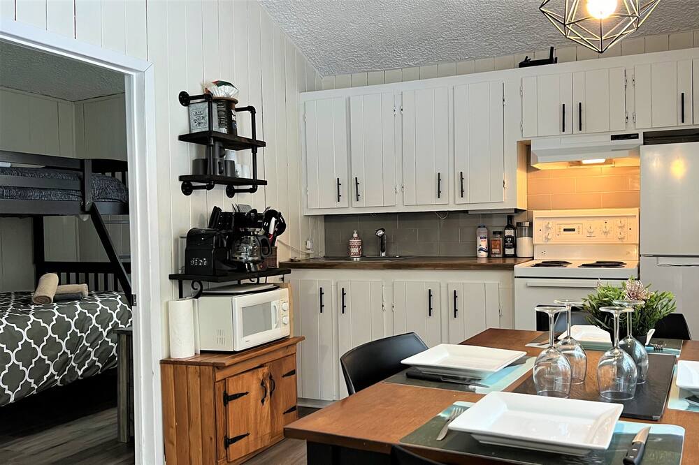 Photo of Kitchen in Sainte-Lucie-des-Laurentides