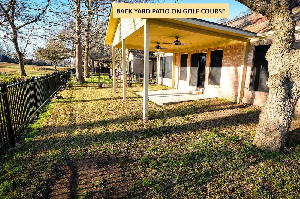 Photo of Outdoor in Pecan Grove