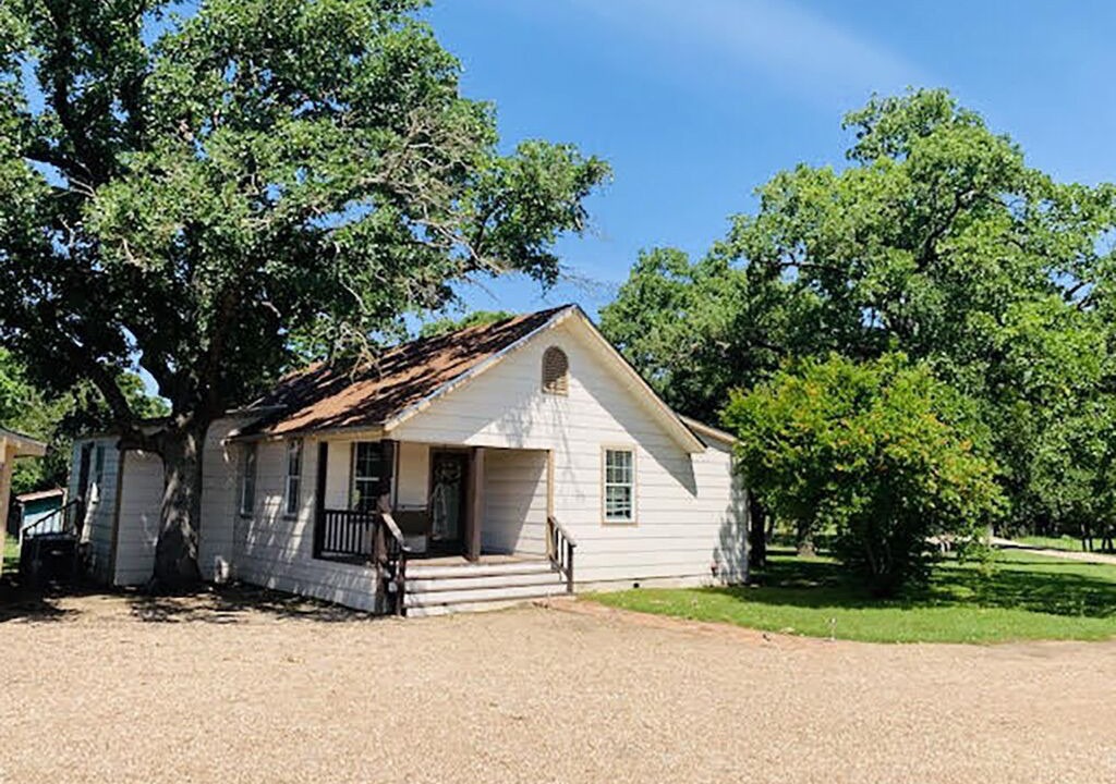 Photo of Outdoor in Riesel