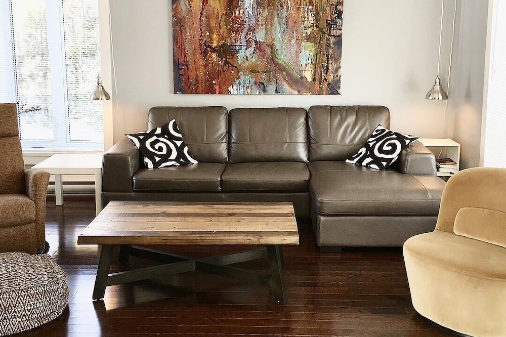 Photo of Livingroom in Lac Beauport