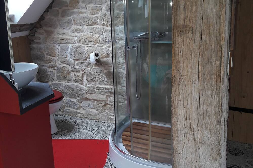 Photo of Bathroom in Passenans