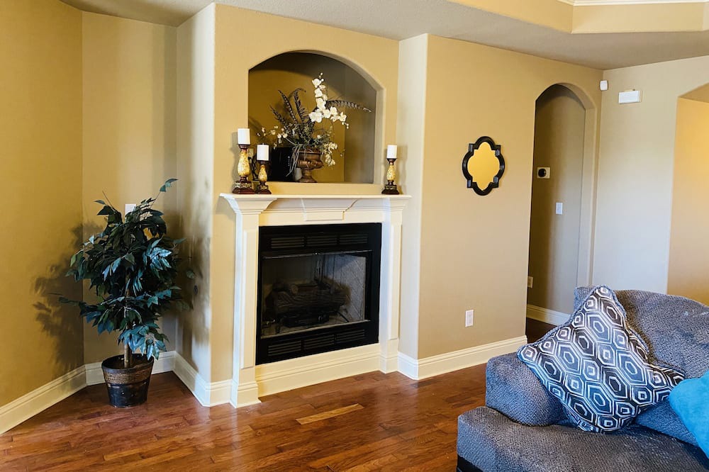 Photo of Livingroom in Bentonville