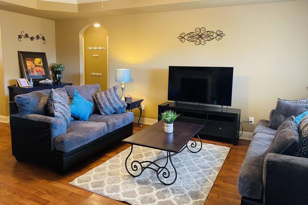 Photo of Livingroom in Bentonville