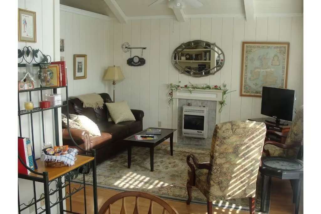 Photo of Livingroom in Eagle Rock