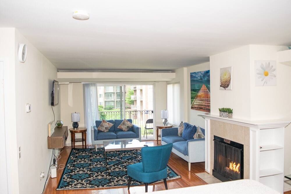 Photo of Livingroom in Landmark