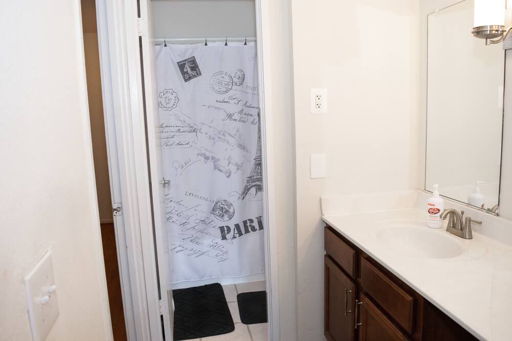 Photo of Bathroom in Landmark