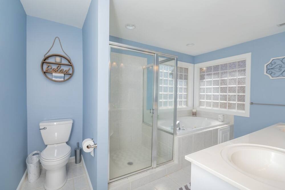 Photo of Bathroom in Wise