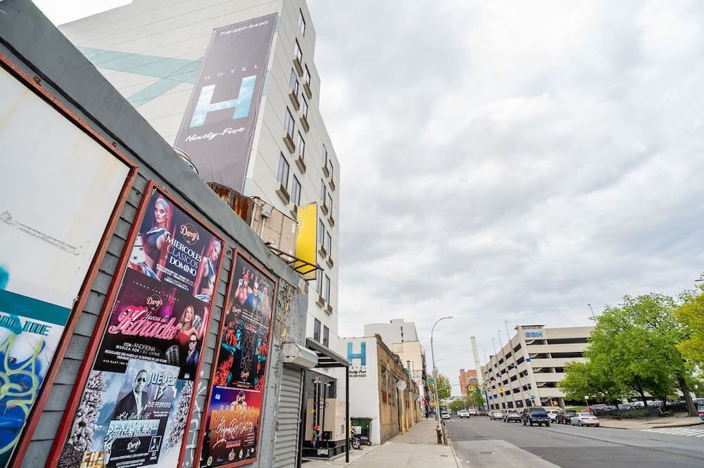 Photo of Outdoor in West Bronx