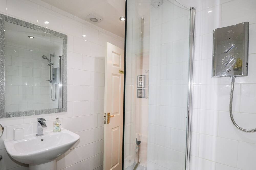 Photo of Bathroom in Bretherdale