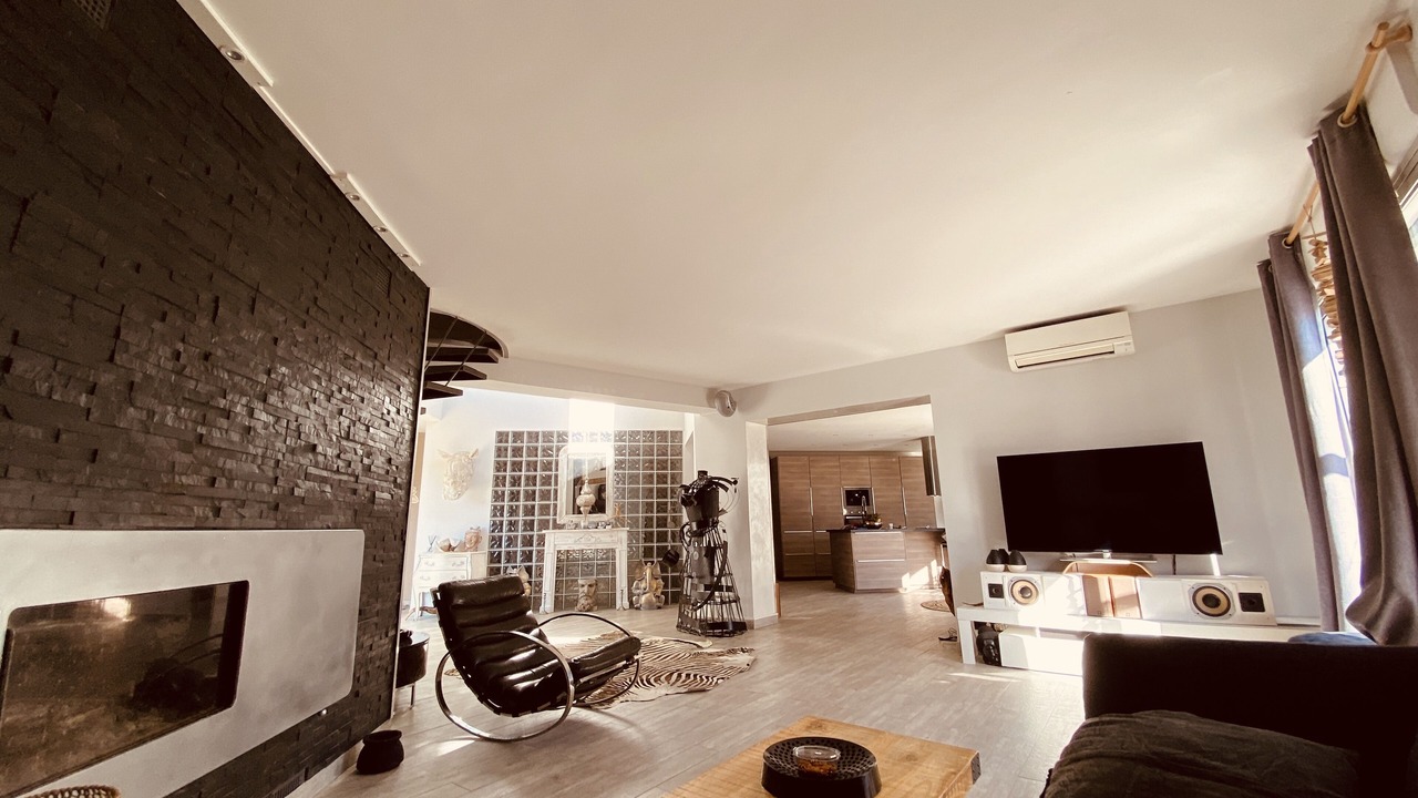 Photo of Livingroom in Vailhauques
