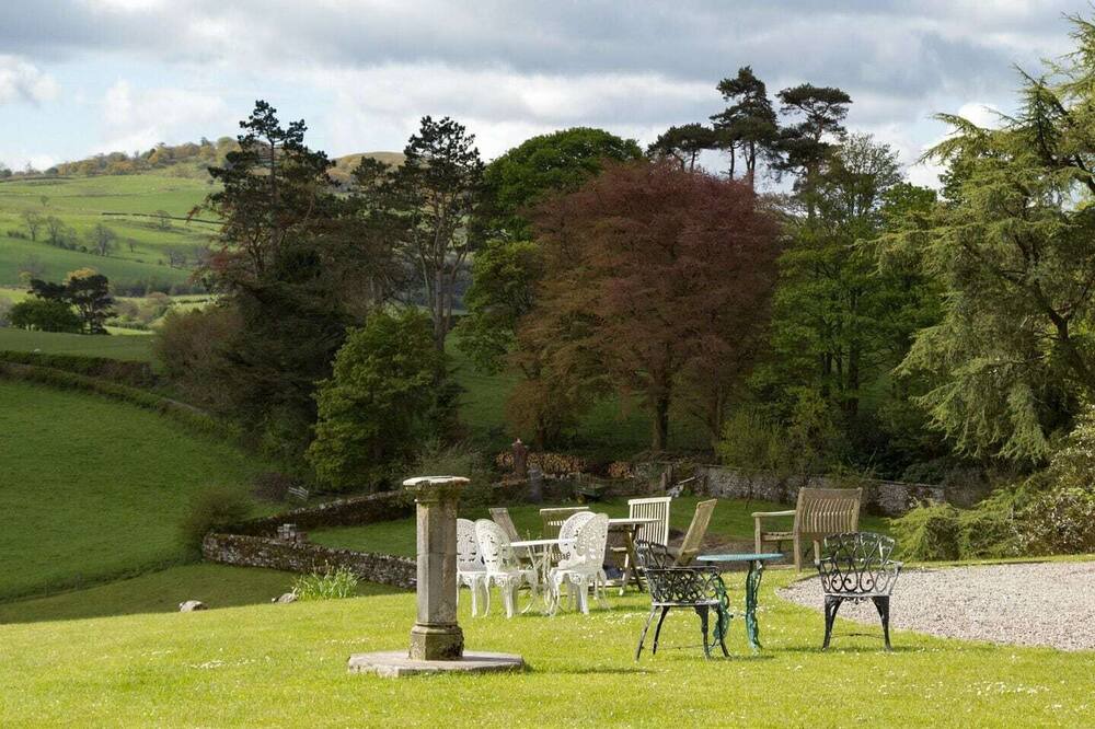 Photo of Outdoor in Kendal