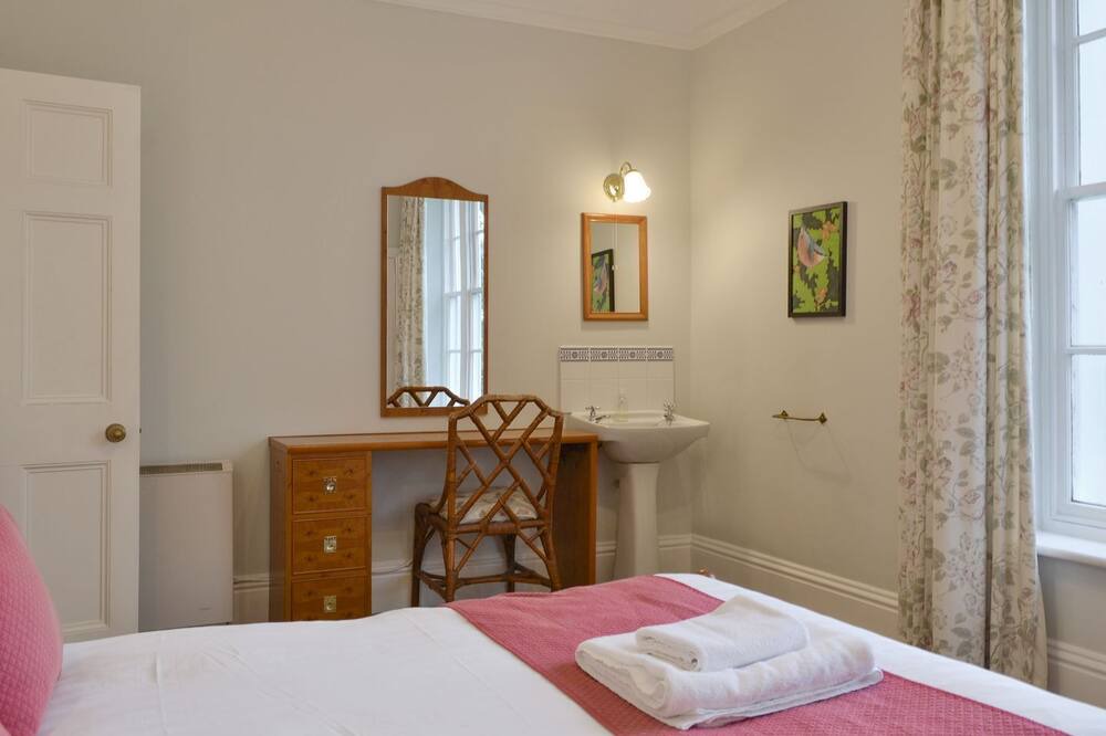 Photo of Bedroom in Kendal