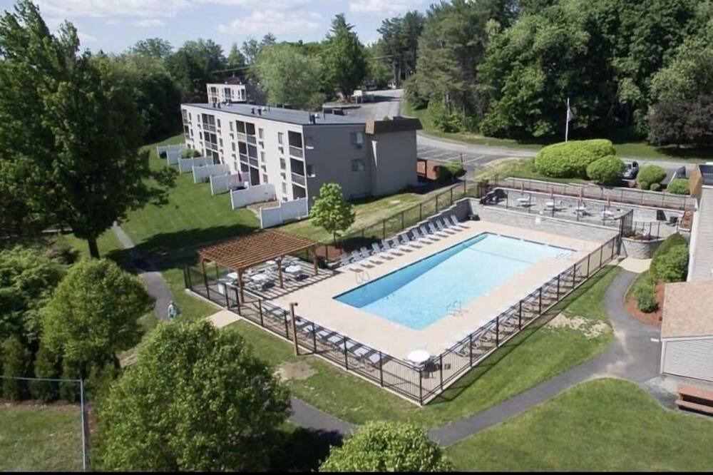 Photo of Outdoor in Weirs Beach