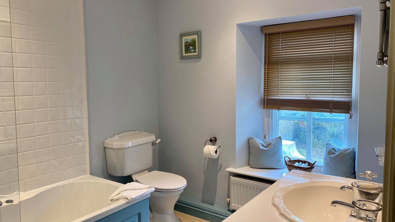 Photo of Bathroom in Lydford