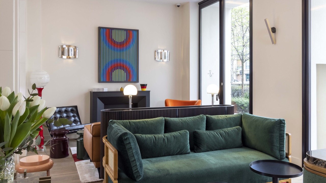 Photo of Others in Neuilly-sur-Seine