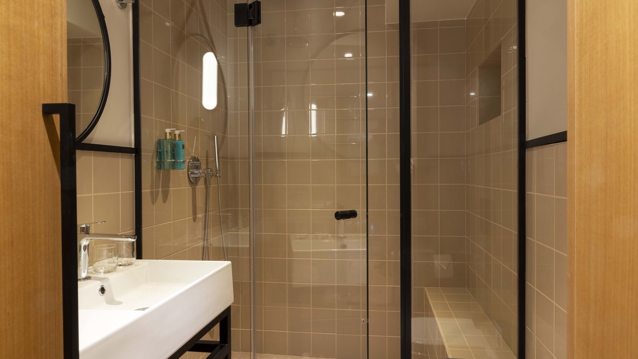 Photo of Bathroom in Neuilly-sur-Seine