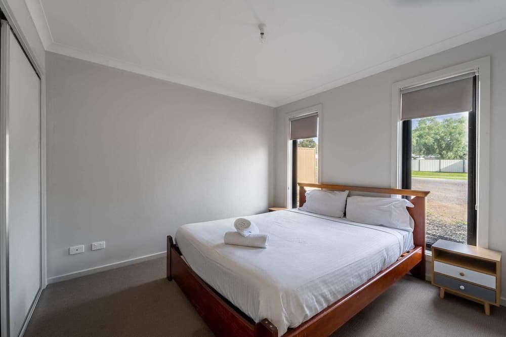 Photo of Others in Jackass Flat