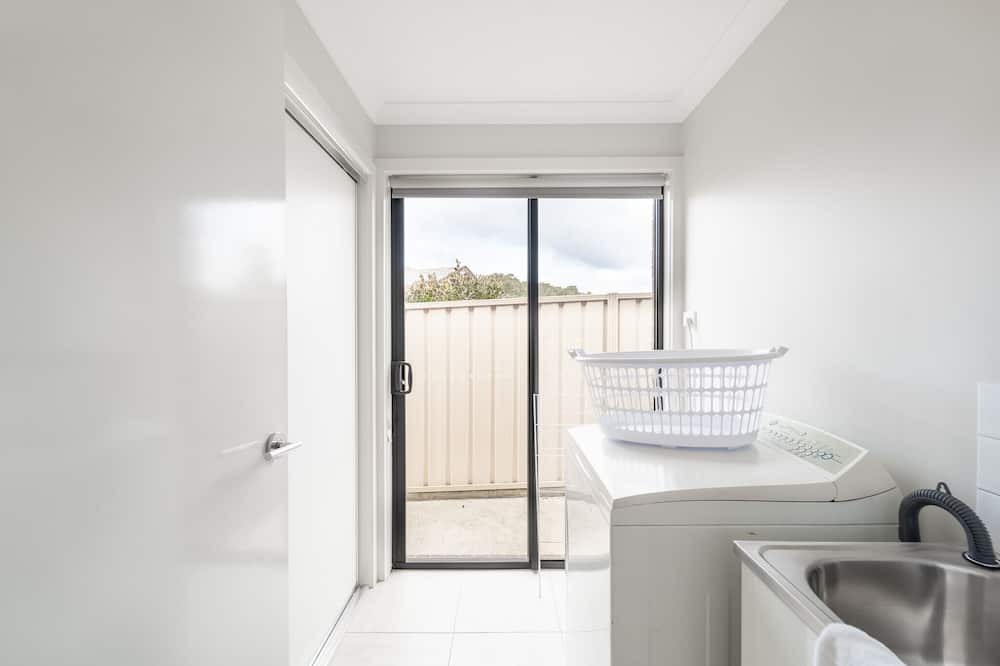 Photo of Others in Jackass Flat