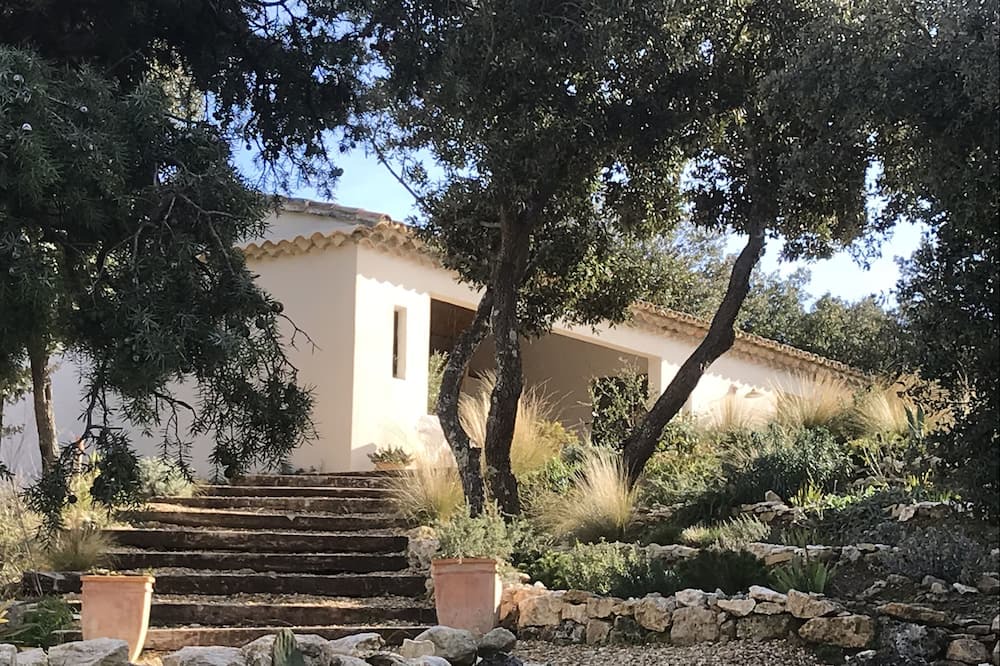 Photo of Outdoor in Saint-Siffret