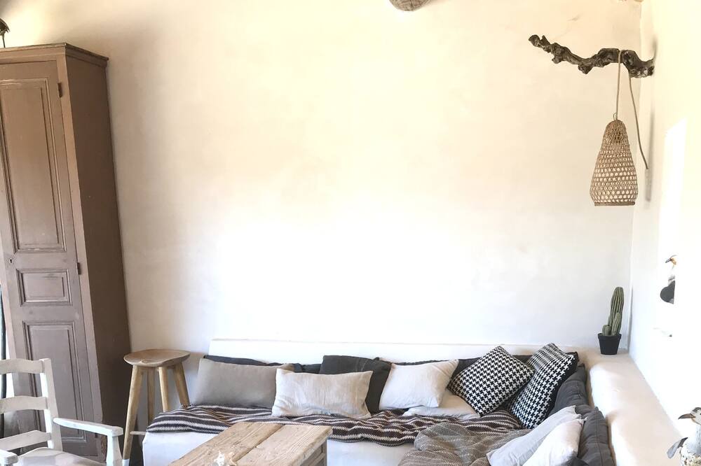 Photo of Livingroom in Saint-Siffret