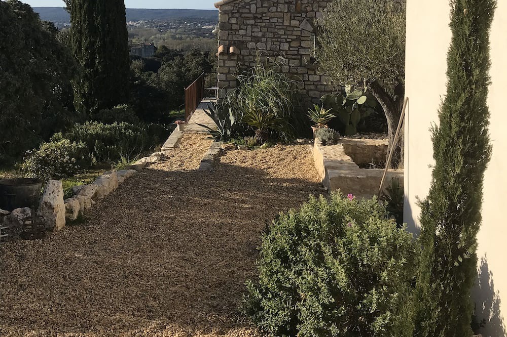 Photo of Outdoor in Saint-Siffret