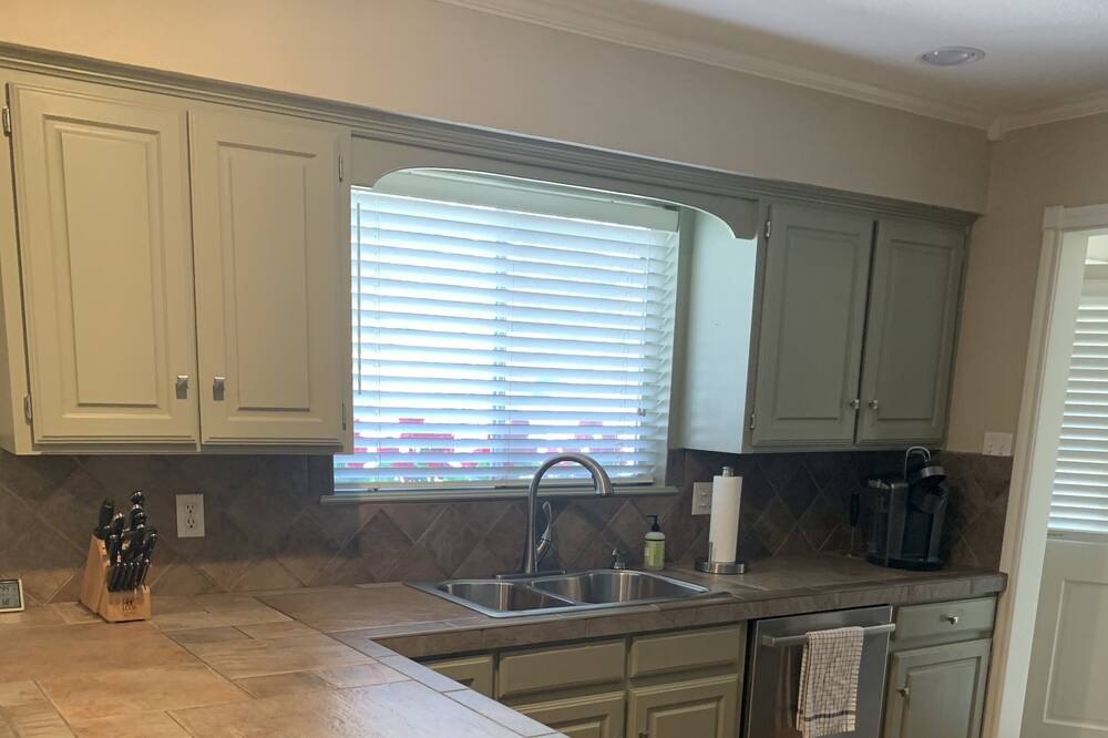 Photo of Kitchen in Holly Lake Ranch