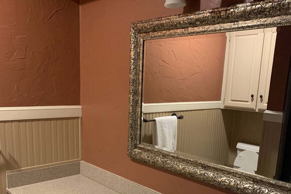 Photo of Bedroom in Holly Lake Ranch