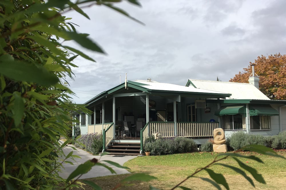 Photo of Outdoor in Warwick