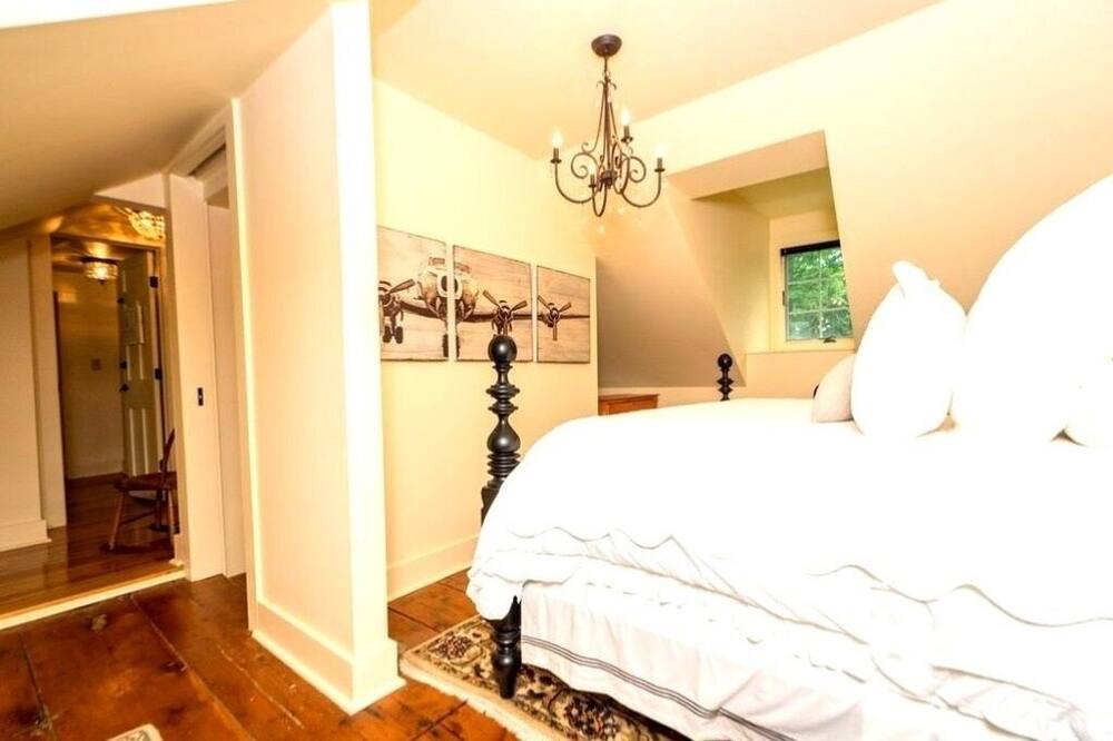 Photo of Bedroom in Queensbury
