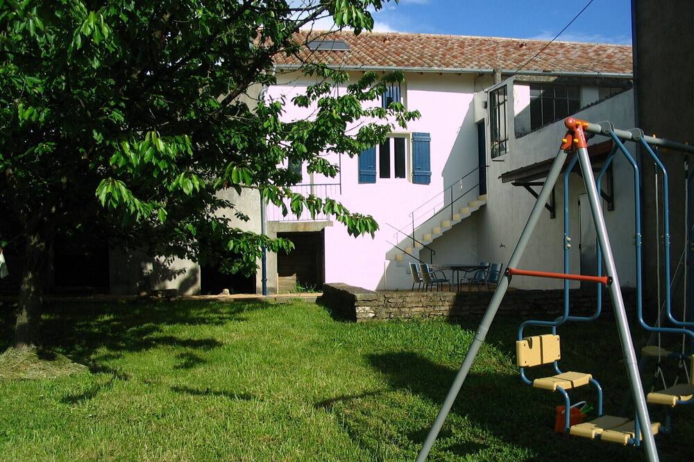 Photo of Outdoor in Saint-Albain