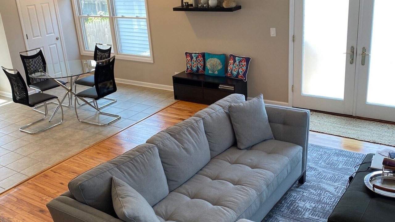 Photo of Livingroom in Keansburg