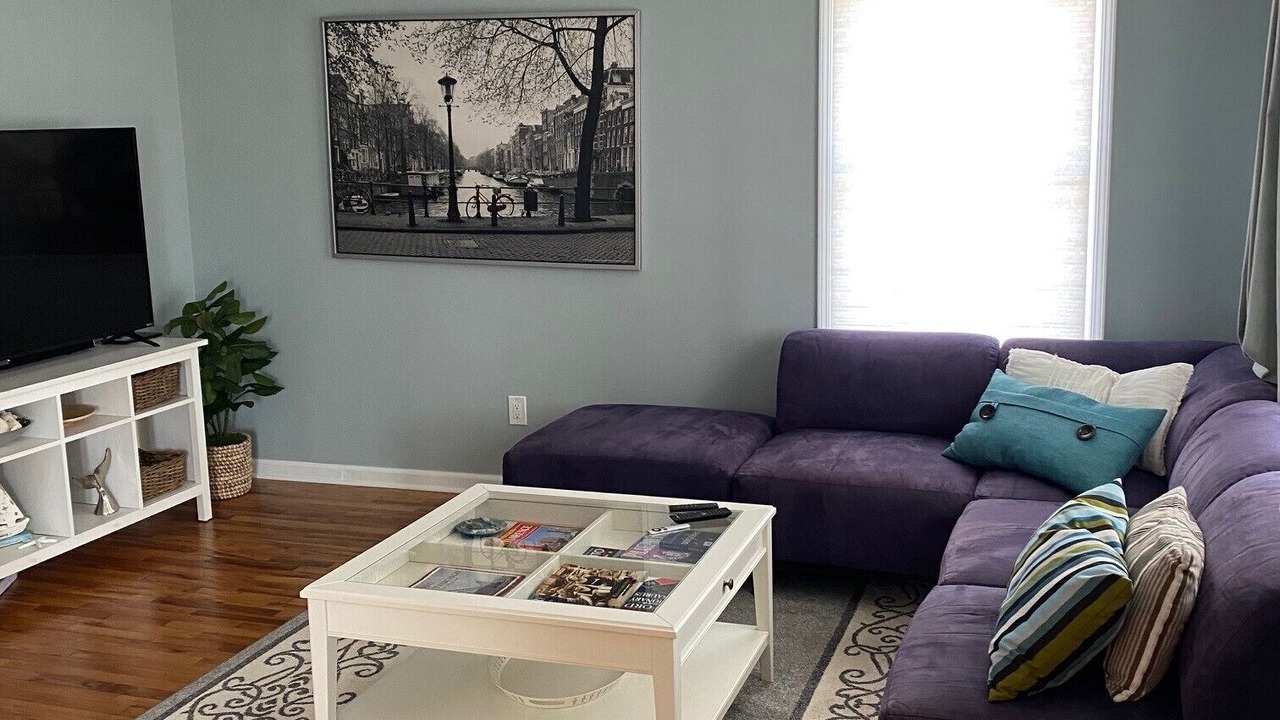 Photo of Livingroom in Keansburg