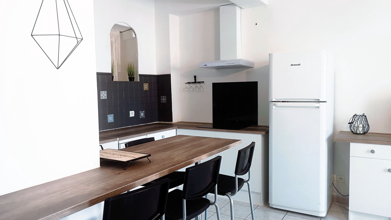 Photo of Kitchen in Saint-Andre-de-Roquelongue