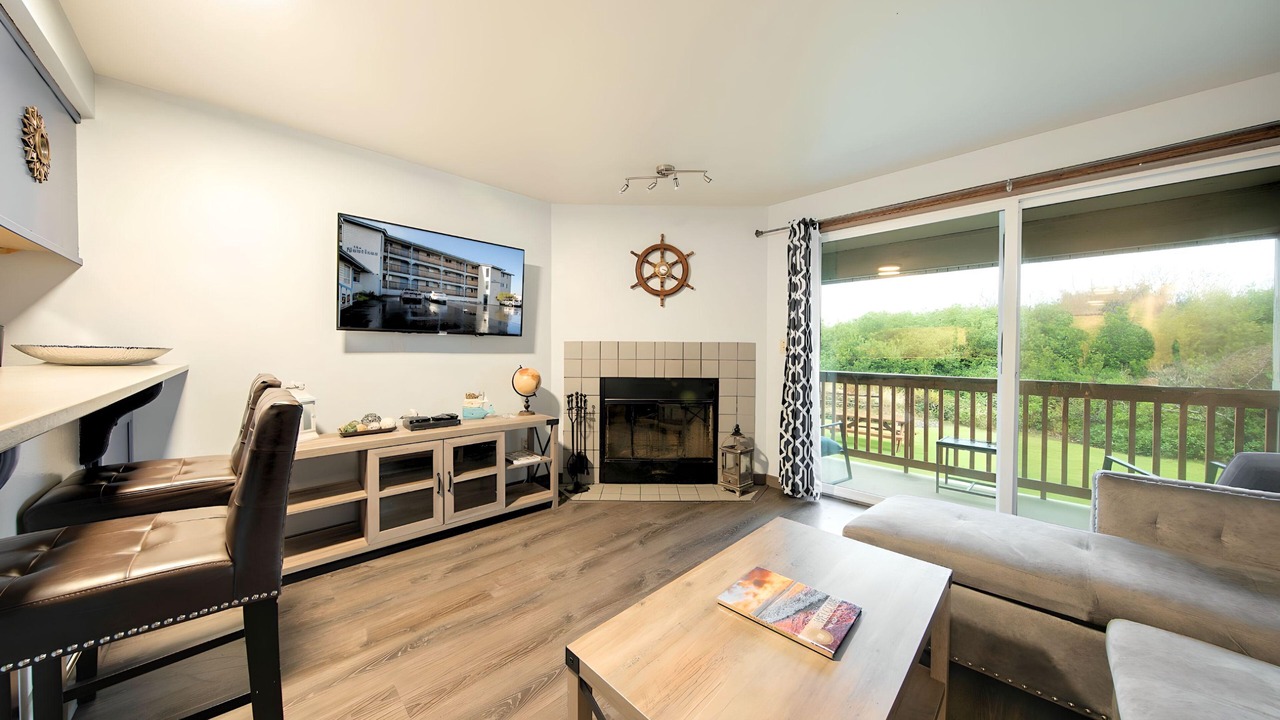 Photo of Livingroom in Ocean Shores