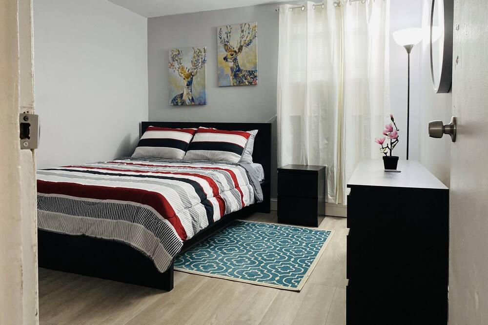 Photo of Bedroom in Upper Darby