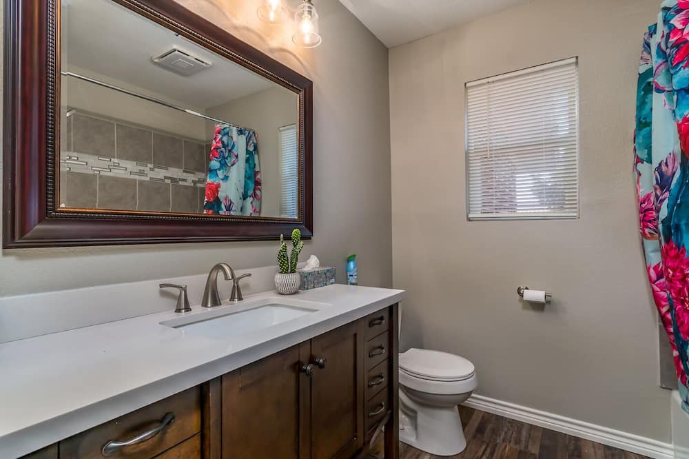 Photo of Bathroom in Tulia
