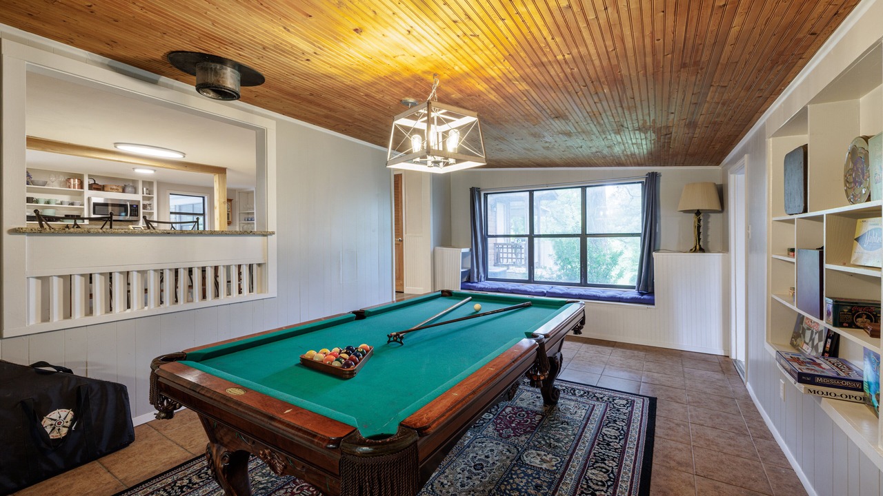 Photo of Bedroom in Cedar Creek
