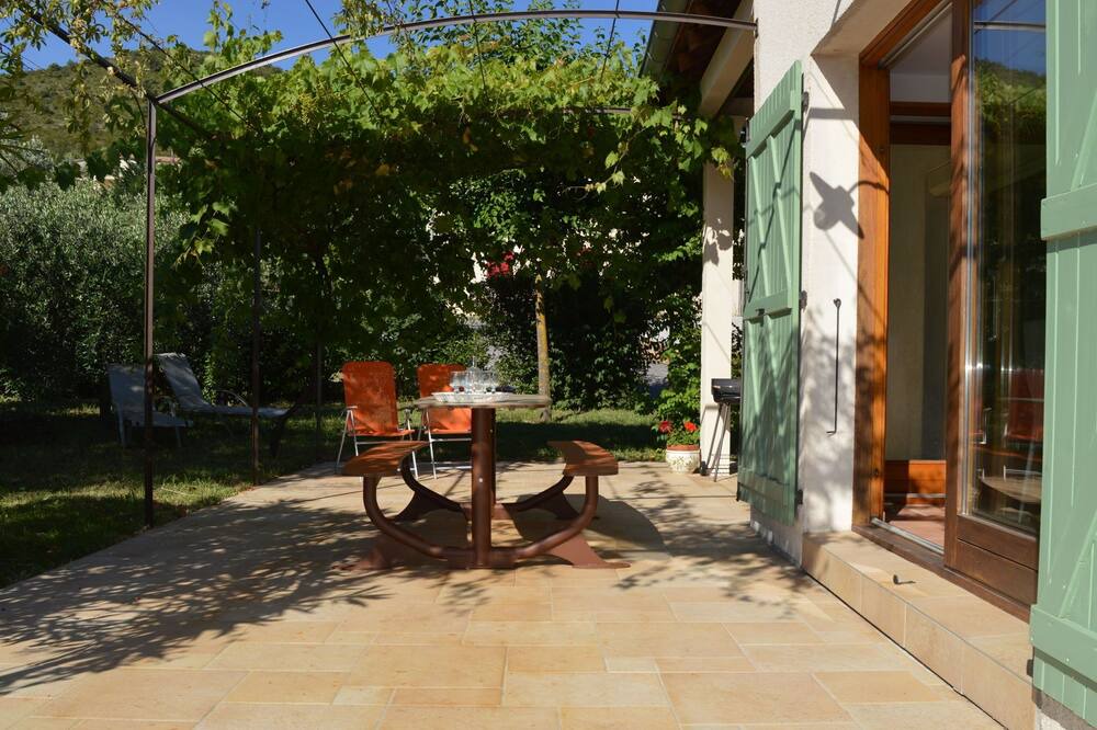 Photo of Patio Balcony in Les Vans