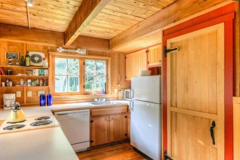 Photo of Kitchen in Yachats