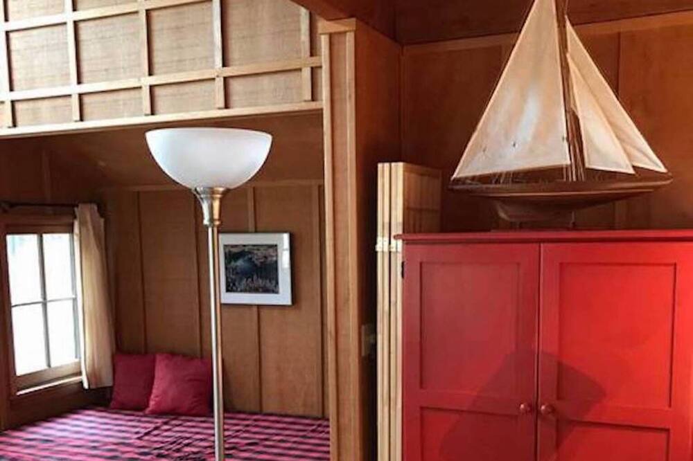 Photo of Bedroom in Yachats