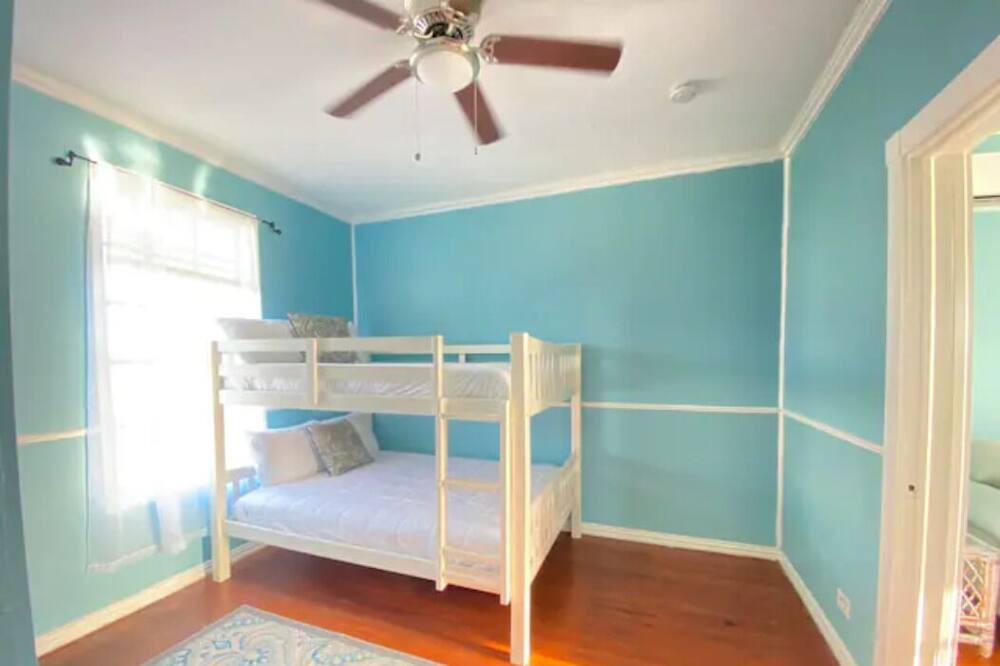 Photo of Bedroom in San Jacinto