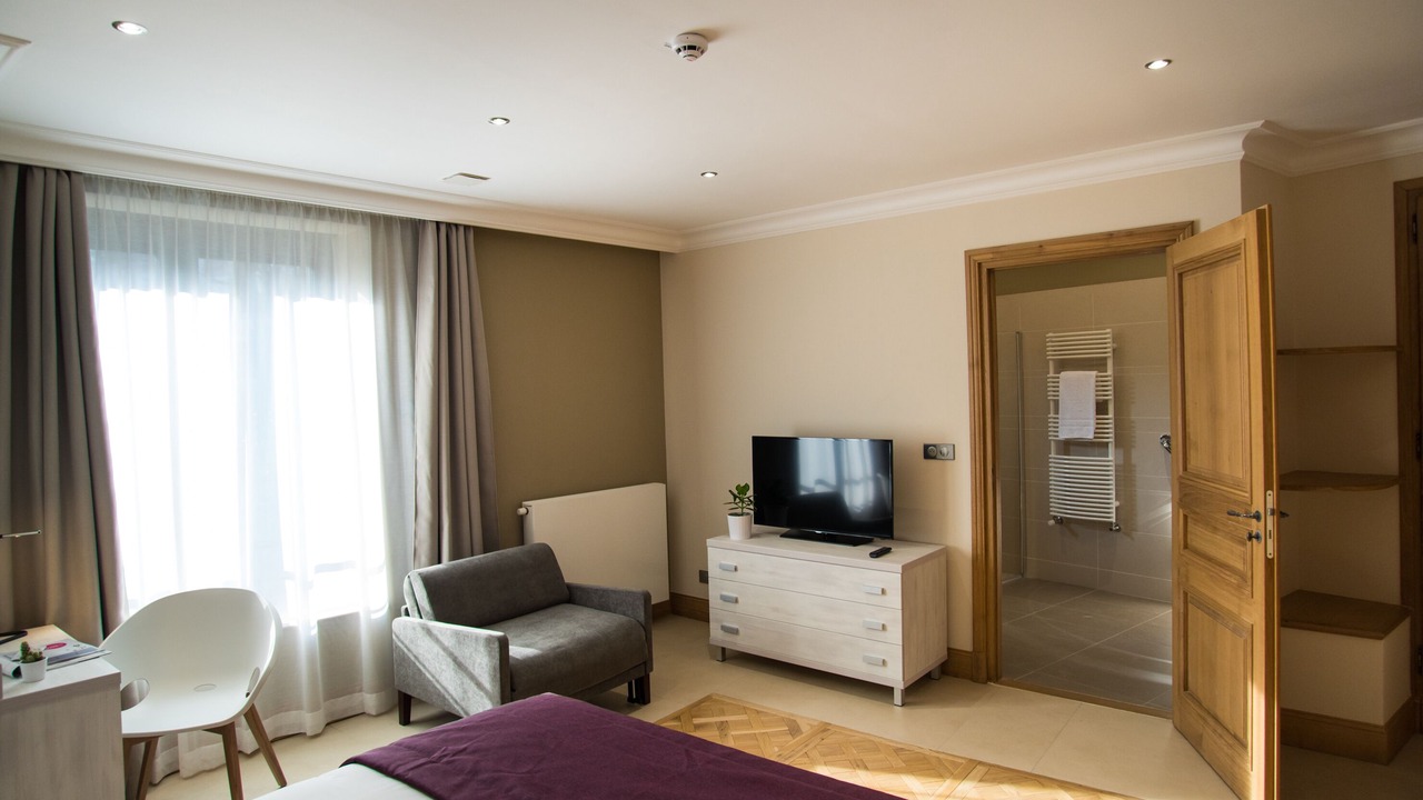 Photo of Bedroom in Saint-Cloud