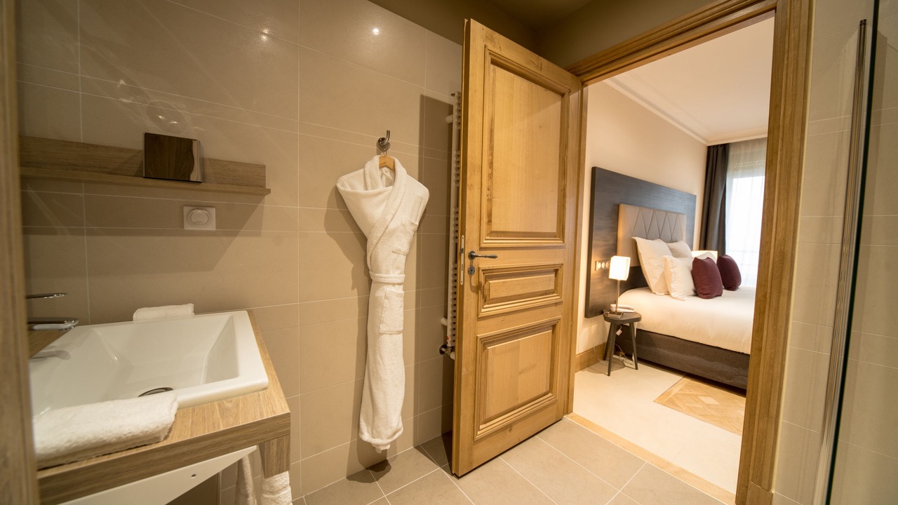 Photo of Bedroom in Saint-Cloud