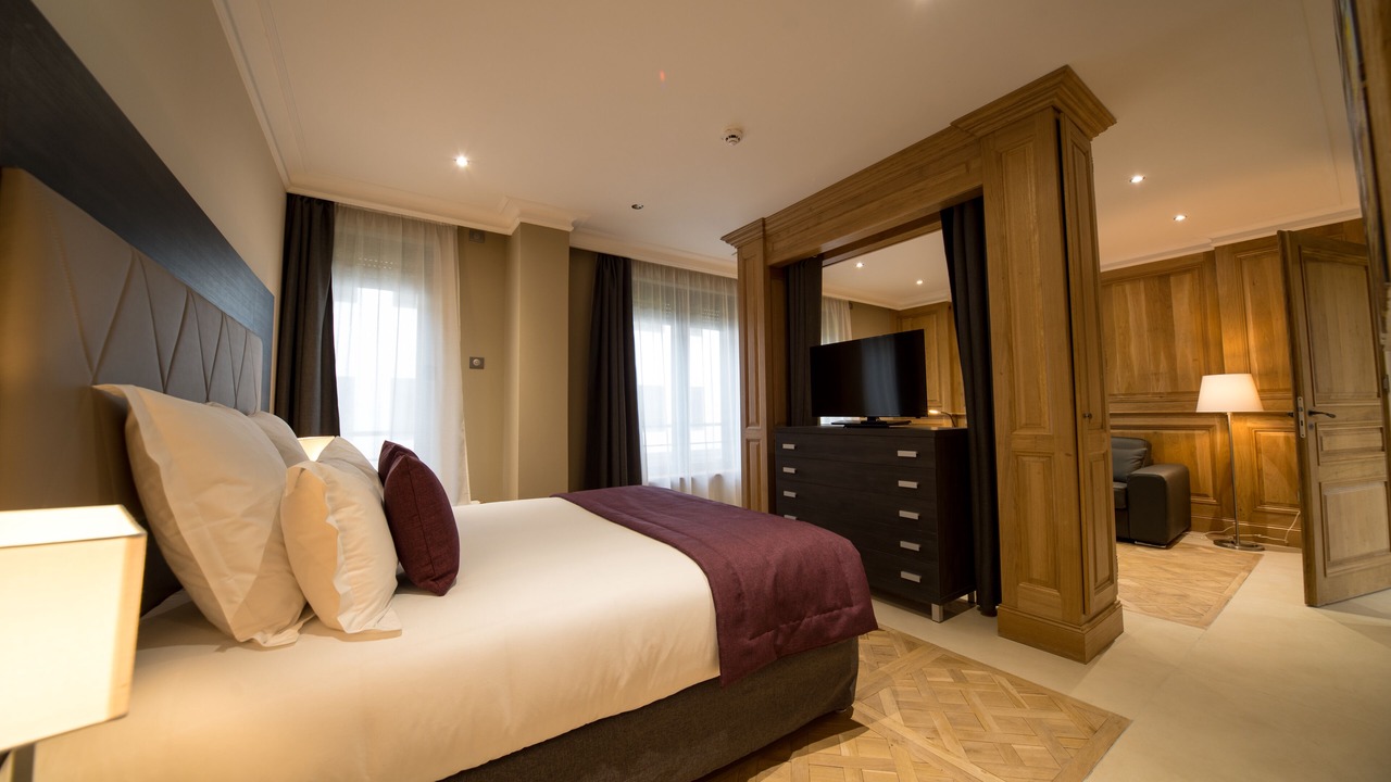 Photo of Bedroom in Saint-Cloud