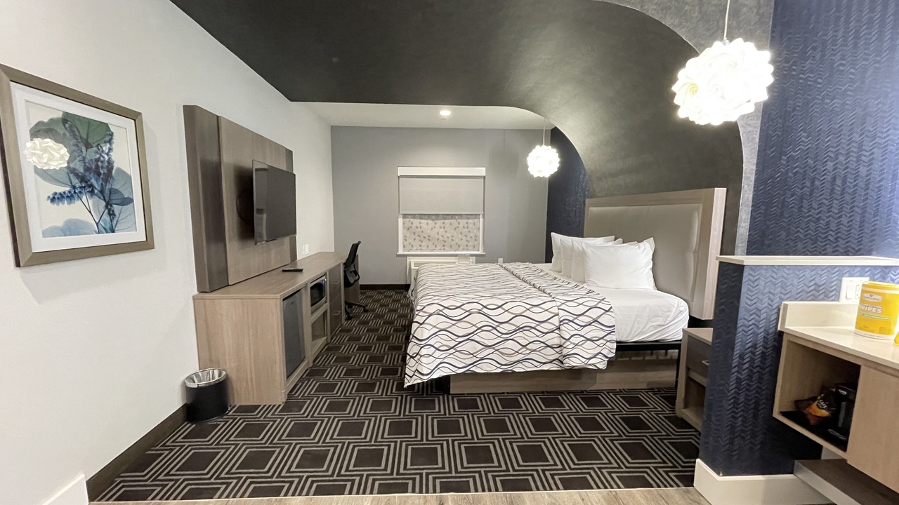 Photo of Bedroom in Northeast Houston