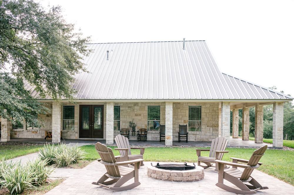 Photo of Others in Navasota