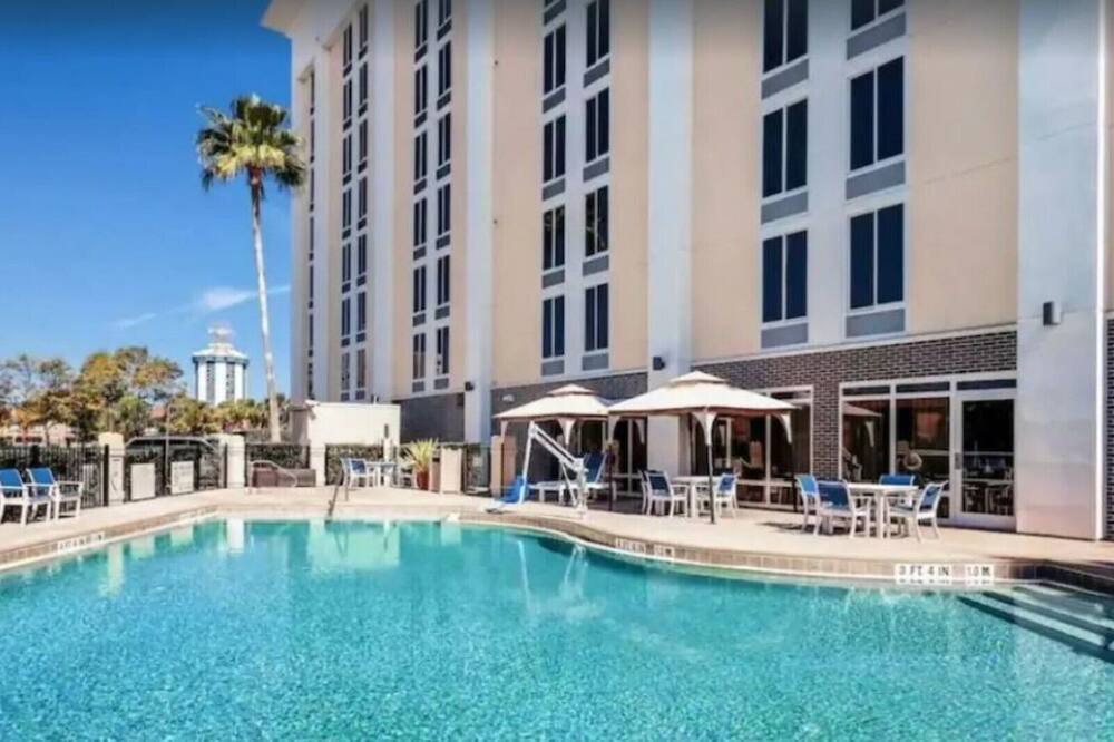 Photo of Outdoor in Florida Center