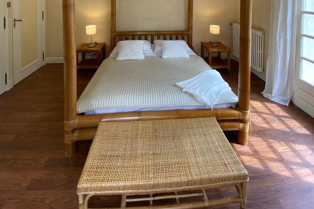 Photo of Bedroom in Saint-Martin-de-Valamas