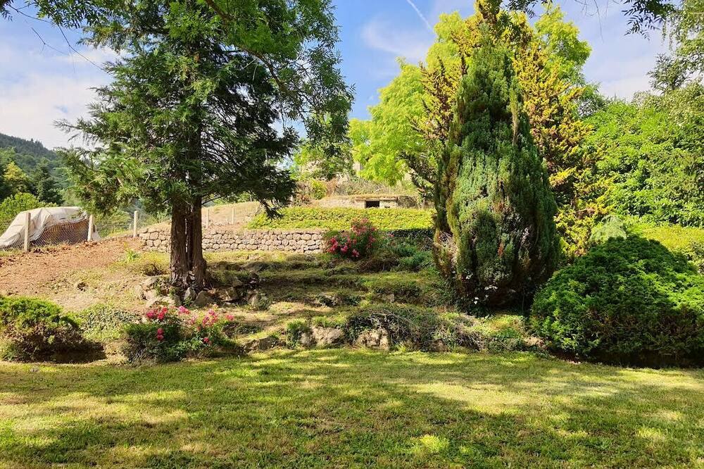 Photo of Outdoor in Saint-Martin-de-Valamas